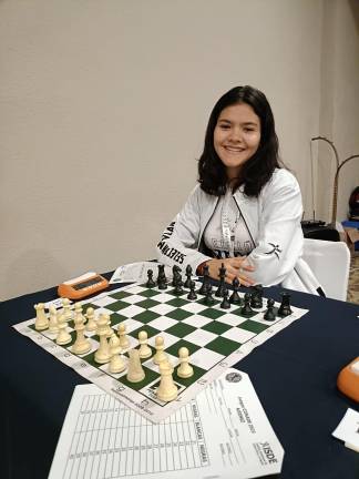 Isabella Lizárraga asegura medalla.