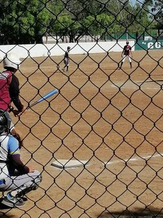 El torneo de la Toronja está en su apogeo en la Liga Pelikanos.