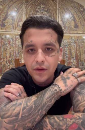 Defiende Christian Nodal su relación con Ángela Aguilar