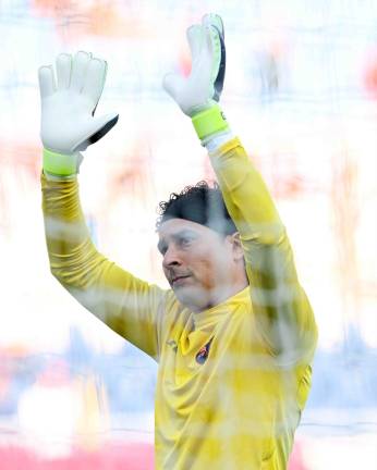 Guillermo Ochoa tiene buena actuación ante la Roma.