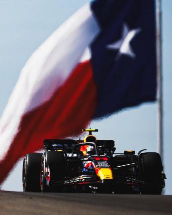 Sergio “Checo” Pérez se ubica quinto.