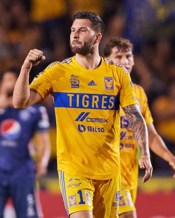 André-Pierre Gignac marca doblete.