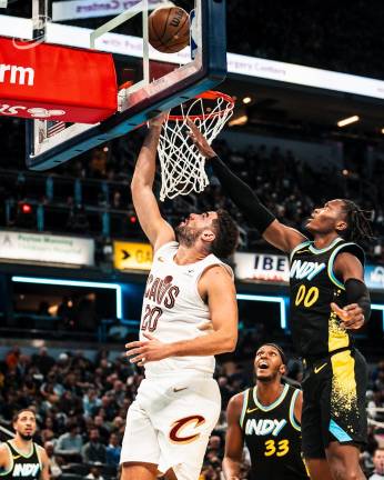 Pacers se lleva la victoria en el arranque de la copa.