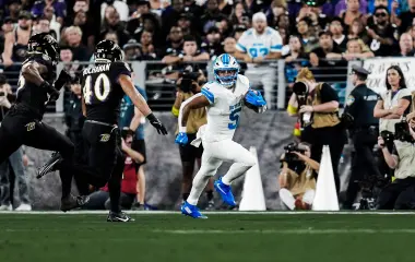 Los Lions lograron presionar lo suficiente para quedarse con la victoria en casa de los Ravens.