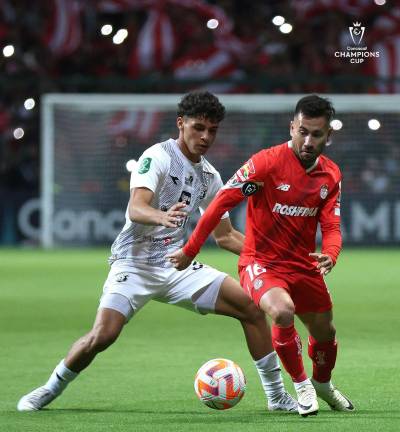 Herediano remonta y gana 2-3.