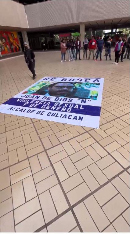$!Se movilizan en Palacio de Gobierno y acusan a funcionarios de violencia sexual