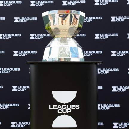 El trofeo en disputa.