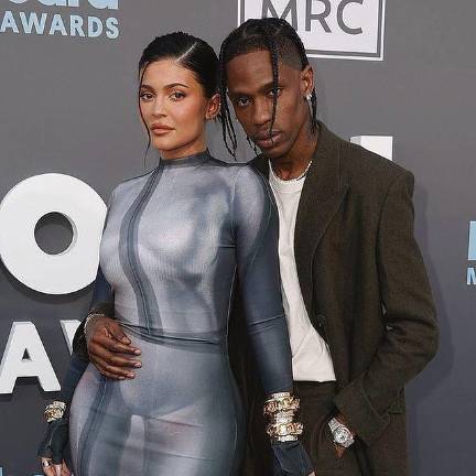 Travis Scott y Kylie Jenner en los Billboard Music Awards.