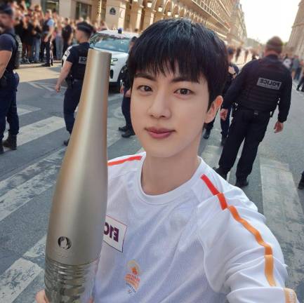 Jin de BTS formará parte del programa ‘Kian’s B&amp;B’.