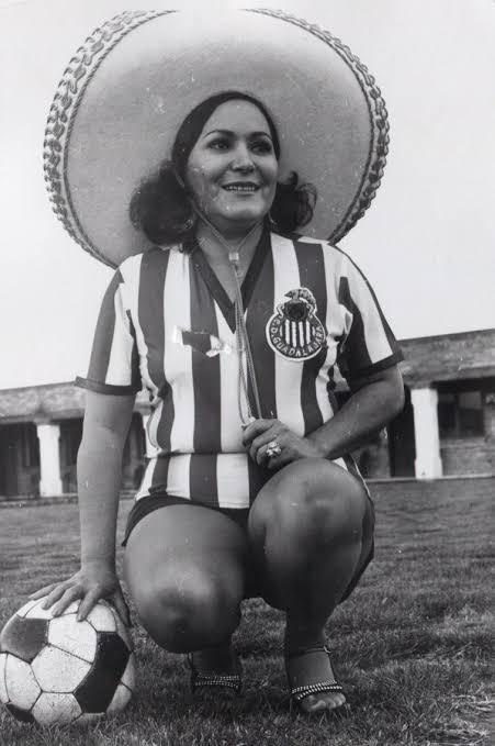 $!Carmen Salinas y la curiosa razón por la que se hizo aficionada de Chivas