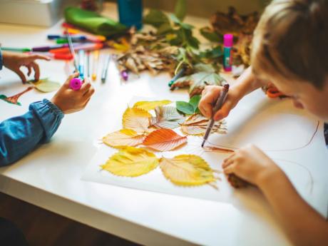 El objetivo del taller es propiciar el encuentro de los niños con el arte.