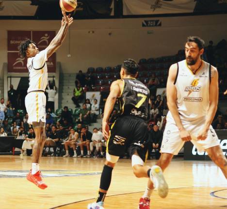 Caballeros no puede sacarle un juego a Rayos.