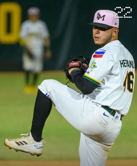 $!Escuinapense Adrián Hernández es invitado al Spring Training de Azulejos