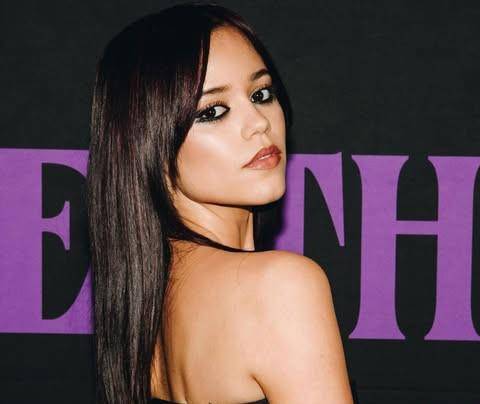 Revela Jenna Ortega su deseo de debutar como directora de cine