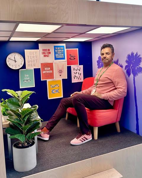 $!Eugenio Derbez