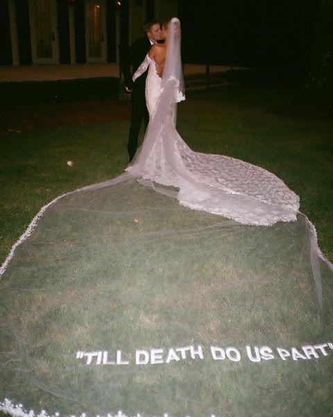 $!Celebran Justin y Hailey Bieber su cuarto aniversario de bodas