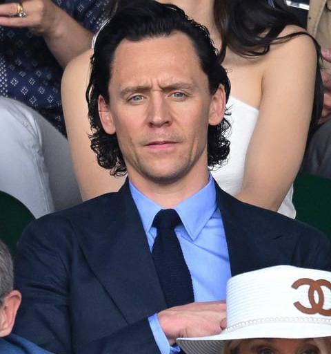Tom Cruise, Andrew Garfield, Tom Hiddleston disfrutan la final en Wimbledon