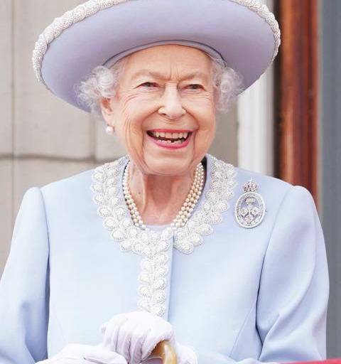Lamentan la muerte de la Reina Isabel II de Inglaterra
