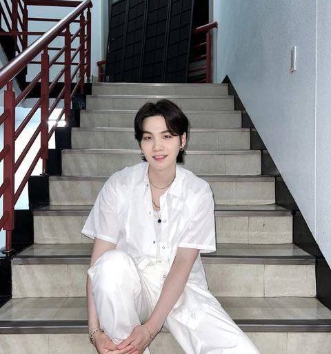 Suga, de BTS, escribe una canción inspirada en México