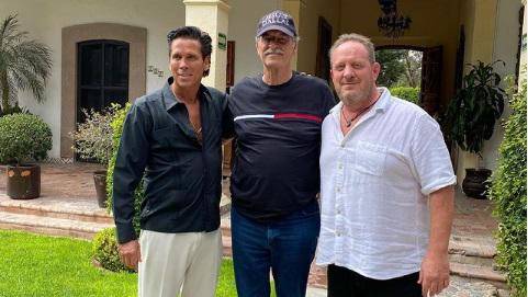Roberto Palazuelos, Vicente Fox y Marcus Dantus.
