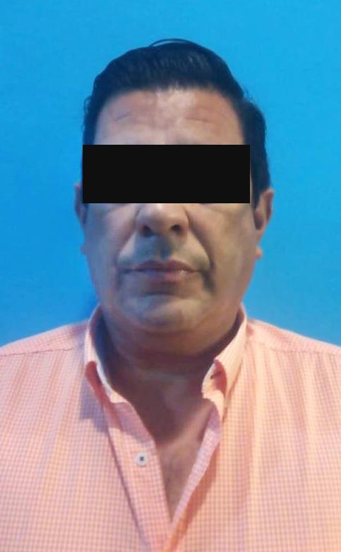 $!Arrestan en Mazatlán, en supuesto intento de extorsión, a ex alto mando de Conapesca