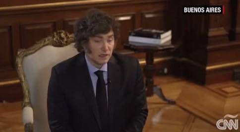 El Presidente de Argentina, Javier Milei, llama “ignorante” al Presidente de México Andrés Manuel López Obrador.