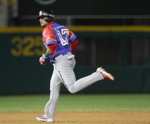 Juan Lagares tuvo un invierno para el recuerdo y eso le valió un contrato con los Angelinos de Anaheim.