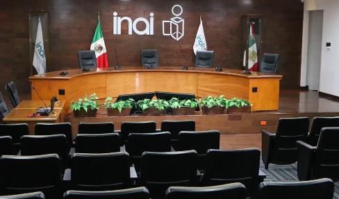 Parálisis en el INAI: más de 4 mil casos están pendientes; hasta expedientes clínicos para cobrar seguros y pensiones, a la espera