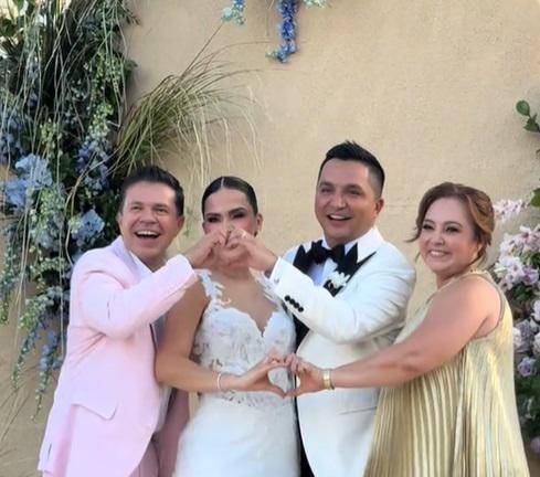 Josi Cuen se casa en Los Cabos y lo acompaña el cantante Jorge Medina.
