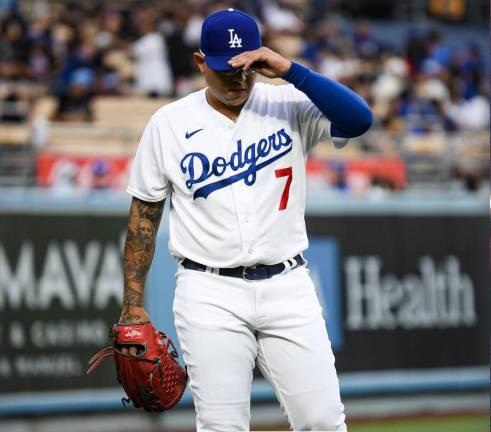 Julio Urías es puesto en licencia administrativa por Grandes Ligas