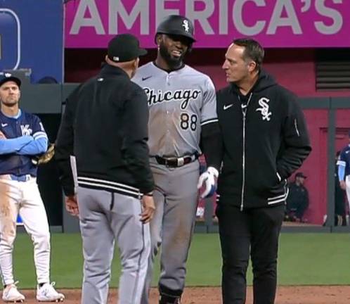 Luis Robert va de nuevo a la lista de lesionados por los Medias Blancas.