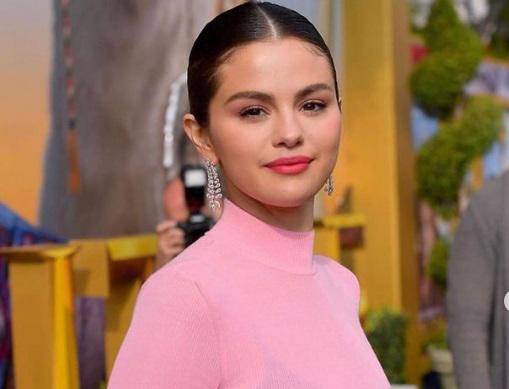 Selena Gómez participará en la en el concierto Vax Live para buscar una justa repartición de las vacunas.