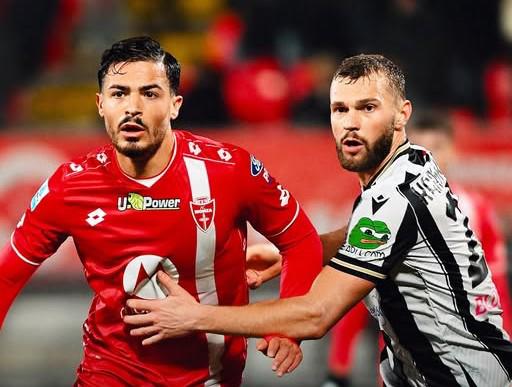 El Udinese vuelve a ganar cinco jornadas después y hunde un poco más al Monza