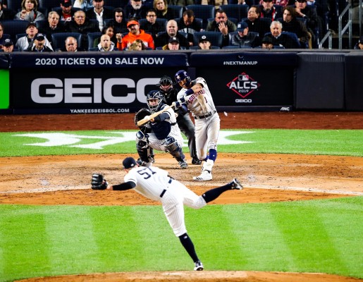 Astros de Houston descarga su artillería y vence a Yanquis. (Foto: Twitter @astros)