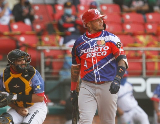 Luego de su subcampeonato en la Serie del Caribe Mazatlán 2021, Yadier Molina pactó por otro año con los Cardenales de San Luis, para los que ha jugado desde hace 17 temporadas.
