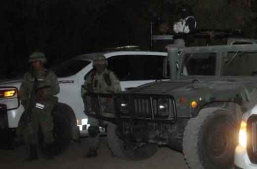 Diversas corporaciones acudieron a La Reforma, en Angostura, donde una mujer fue asesinada por su sobrino.
