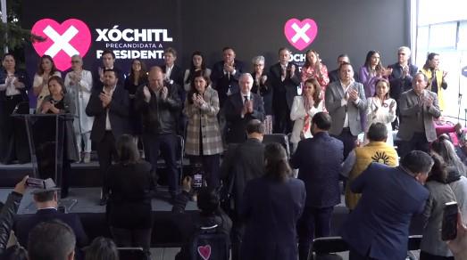 Xóchitl Gálvez presenta a su equipo de precampaña