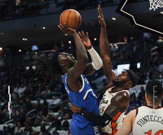 Bucks derrota 140-33 a Pistons.