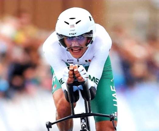 Isaac del Toro logra un resultado histórico para el ciclismo mexicano.