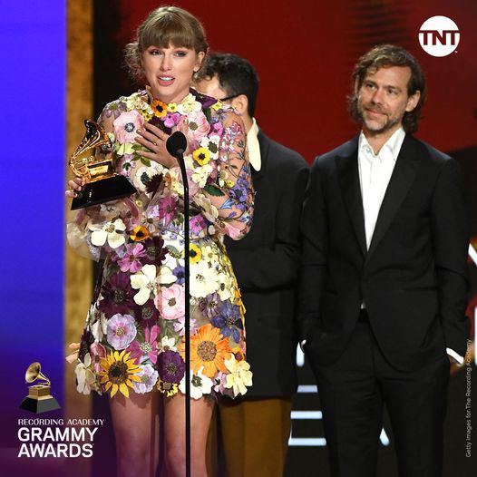 $!Taylor Swift