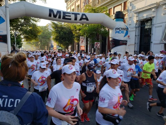 Multitudinaria asistencia a la doceava carrera pedestre 5K del IPN