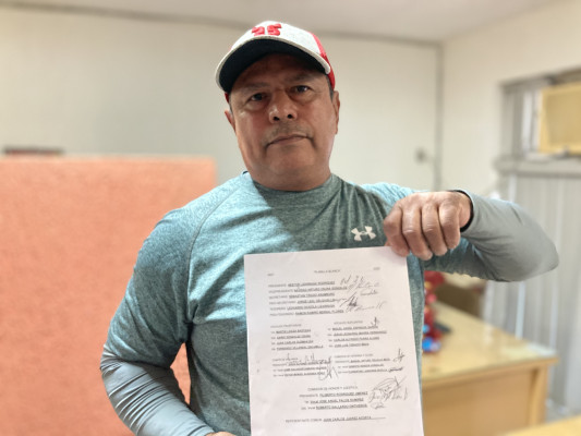 Néstor Lizárraga es reelegido para dirigir un año más al Club Polluelos