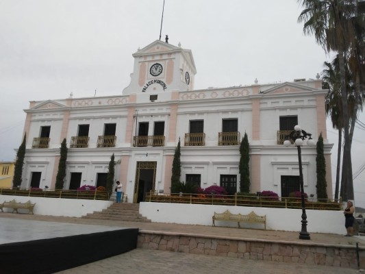 Rosario convoca al premio Gilberto Owen de poesía