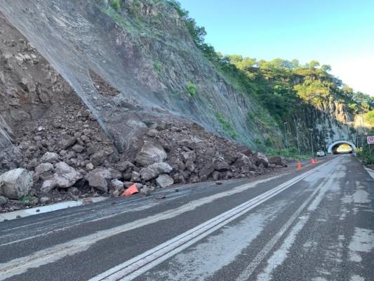 Llama Protección Civil Sinaloa a tomar precauciones ante derrumbes por época de lluvias