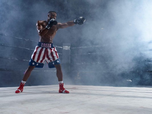 Michael B. Jordan regresa en su papel de Adonis Creed.