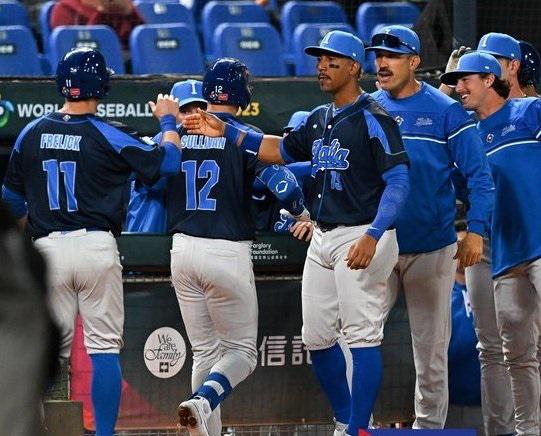 $!Italia debuta a lo grande superando a Cuba en extrainnings, en el Clásico Mundial