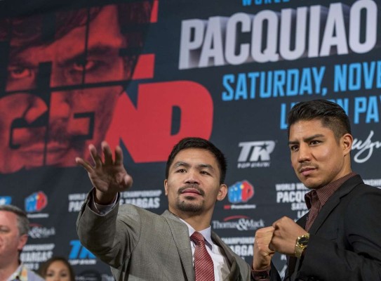 Manny Pacquiao y Jessie Vargas hacen la presentación oficial de la pelea.