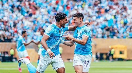 Manchester City domina al rival marroquí.