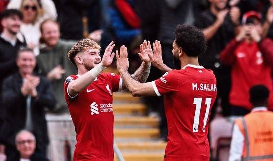 Liverpool está a cinco unidades de la cima.