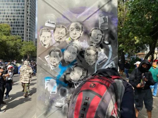 $!A 8 años de desaparecerlos es el mismo clamor en las calles: ‘¡Vivos los queremos!’